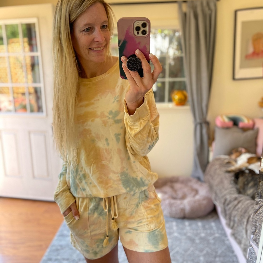 COPY - tie dye set